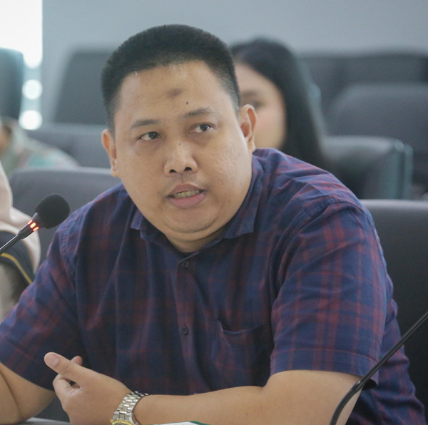 Lebih dari L Etat c est Moi, Trump Membangkang Tuhan Boy_Anugerah_-_Diskusi_Migas1.png
