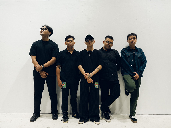 Tentang Pergulatan Batin dan Luka Yang Berulang, Enamore Merilis Circle Bersama Vokalis Baru Enamore_01_resz22.png