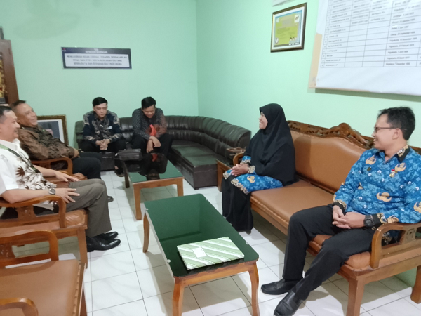 Uji Coba Dapur Sekolah dalam Rangka Mencari Solusi Program MBG ke Depan dps.png