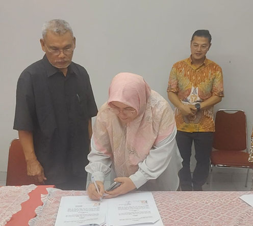 FKIP UIA dan parahyangan-post.com Teken MoU hasana-21.jpg