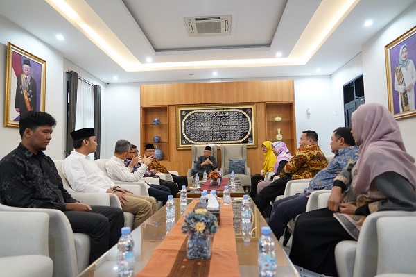 KH Maruf Amin Bersedia Menjadi Dewan Penasihat CSED INDEF indef2_17_39.jpg