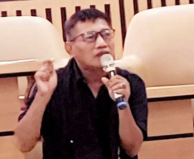 KONTRAK POLITIK: DI ANTARA JANJI, DOA, DAN SATIRE nanangweb.jpg