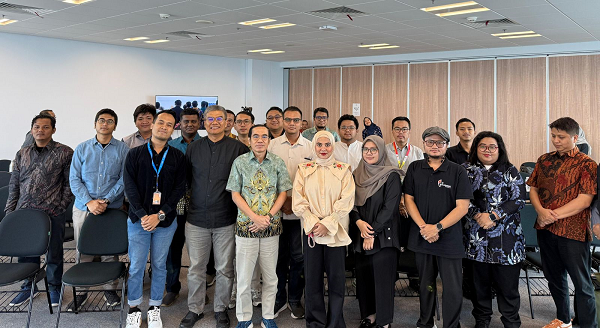 Sekolah Demokrasi: Mencegah Keruntuhan Institusi dan Membangun Kembali Demokrasi sekolah_demokrasi.png