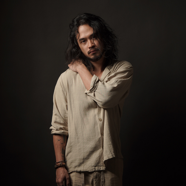 Solois Trio Wijaya Rangkum Kontemplasi Diri Selama 5 Tahun dalam Album #isikepala toni_wijaya.png