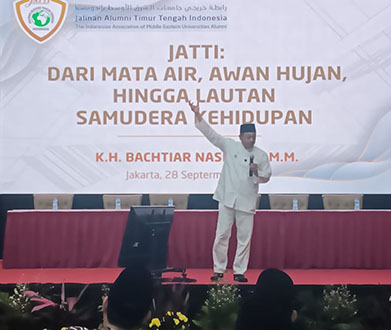 Umrah Ramadhan, Ustaz Bachtiar Nasir Berpesan dari Madinah ubn.jpg